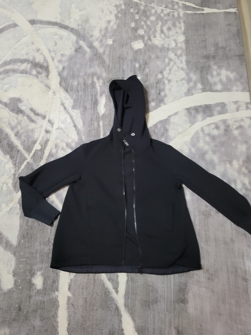 Uniqlo Women's Black Hooded Jacket with Zip Front Size S